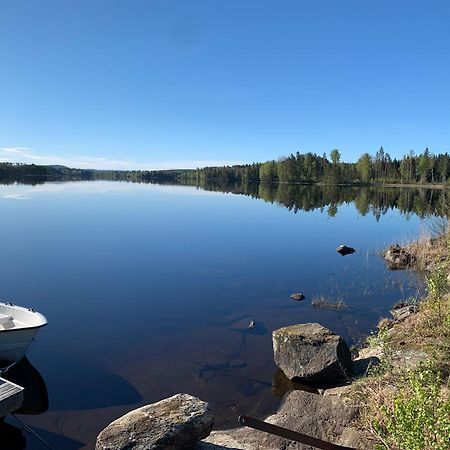 Cozy Cottage By The Lake, Charlottenberg Åmotfors Exterior photo